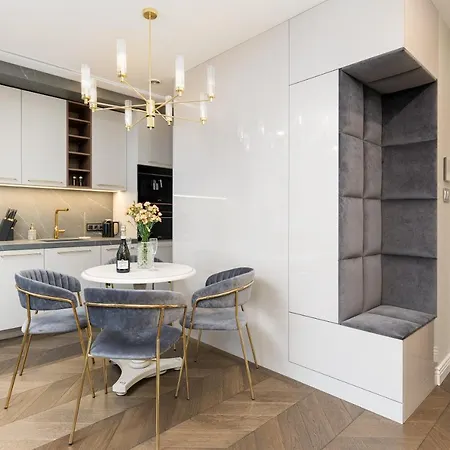 Apartment Glossy G244