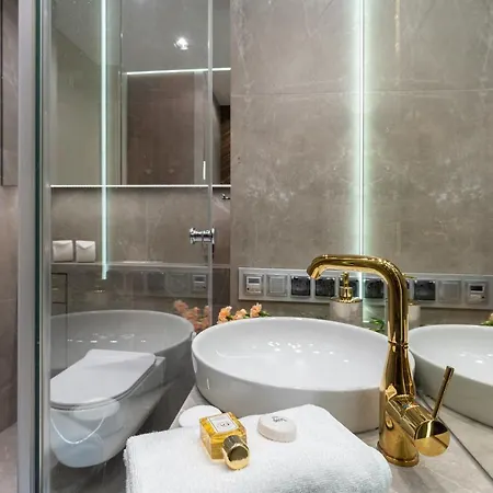 Glossy G244 Apartment Krakau